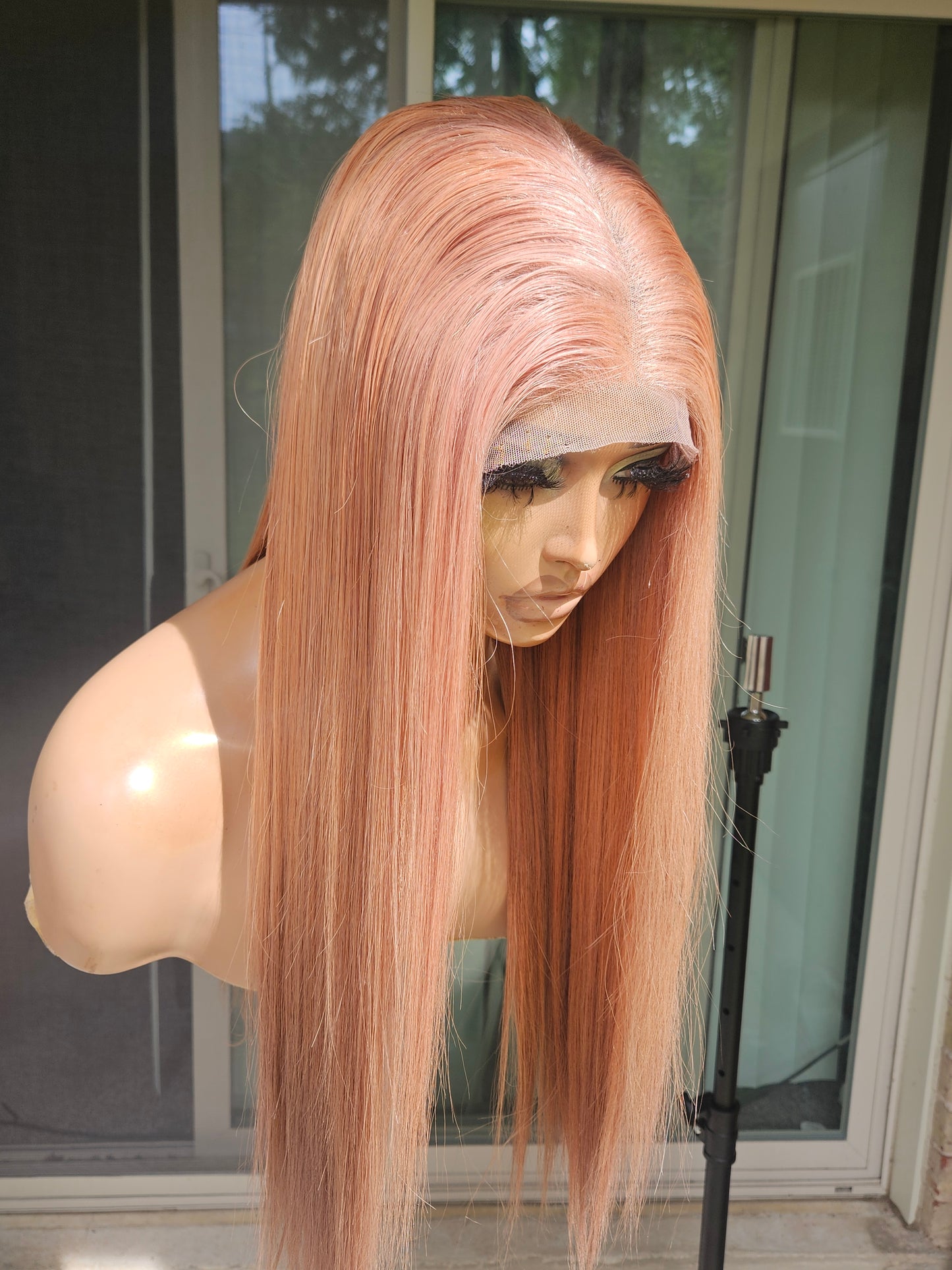 Off-colour 22 inches  straight